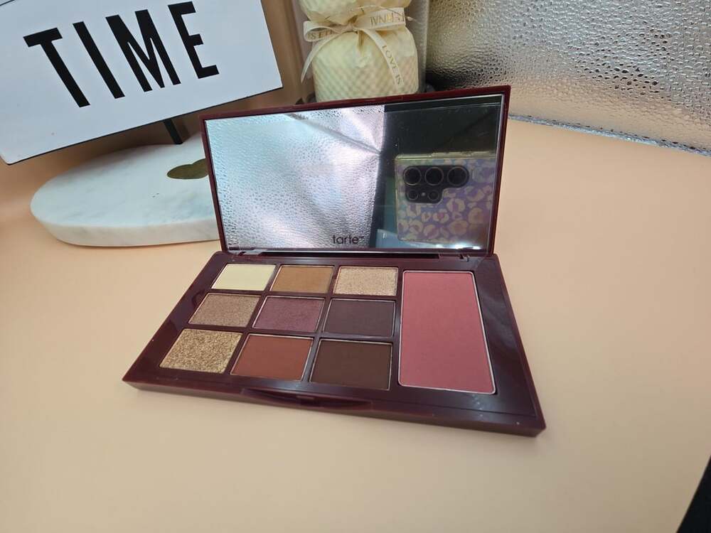 Tarte Honeysuckle Amazonian Clay Eyeshadow Palette